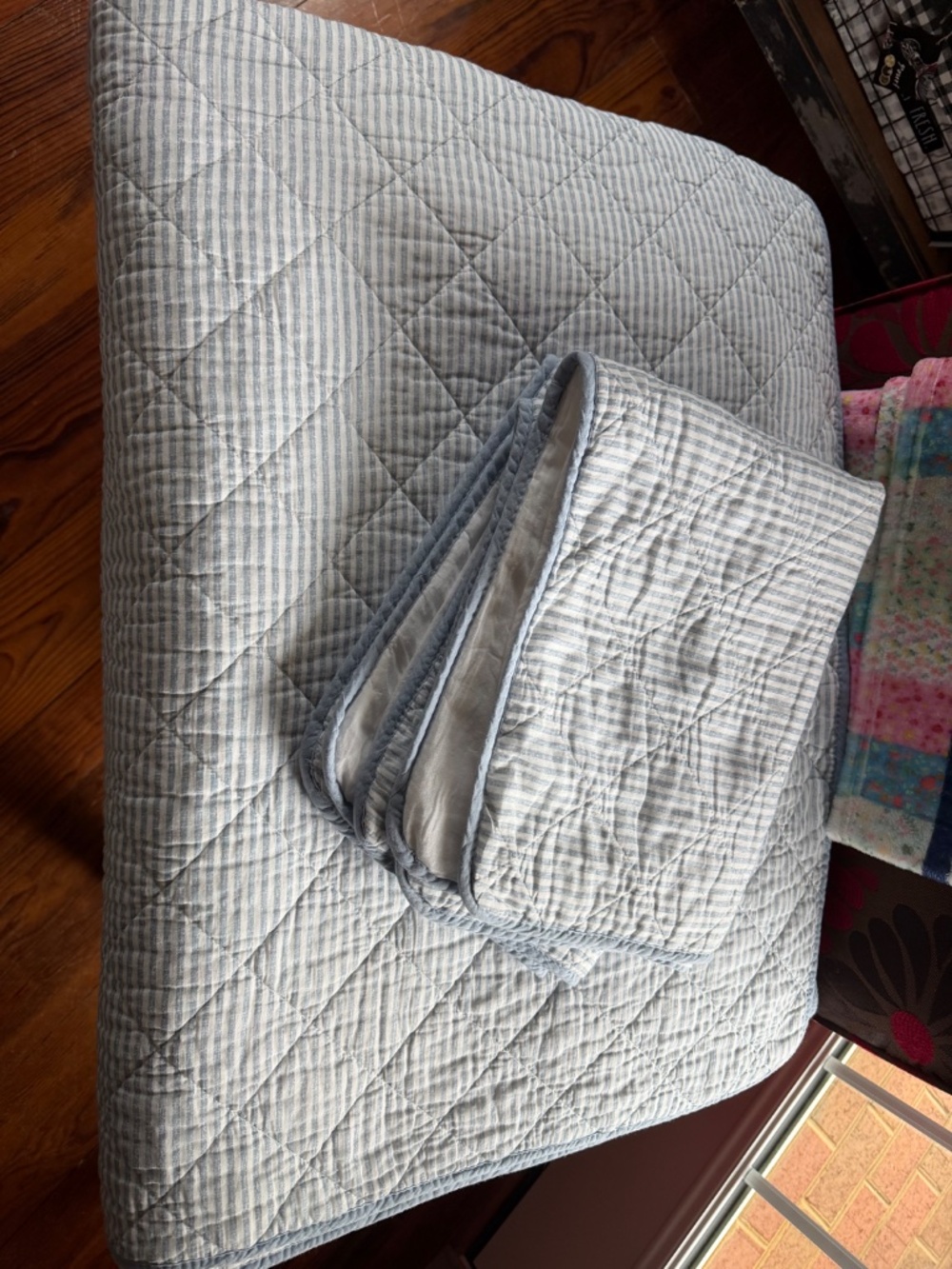 Farmhouse Blue & White Stripe Quilt Set – Queen w/ 2 Shams | Cottage Chic Beddin